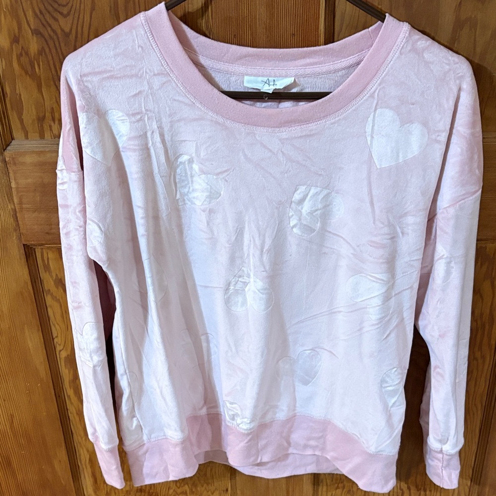 ANDE Pink Heart Patterned Sweatshirt